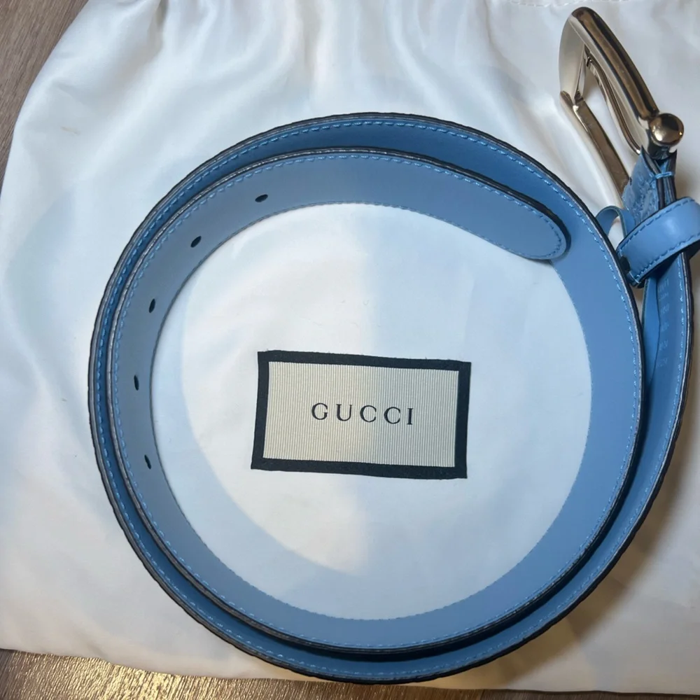 NWOT Gucci Sky Blue Embossed Belt - Picture 7 of 10